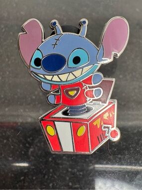 Disney Lilo & Stitch Stitch in Box Pin Official Collectible